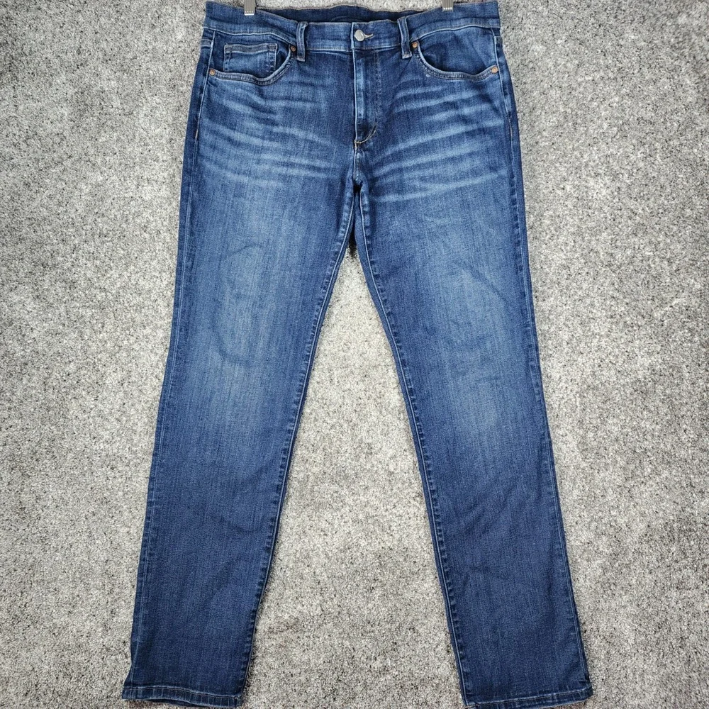 Joe's Jeans Brixton Straight Narrow Mens 36 Medium Wash Stretch EUC Retails $228